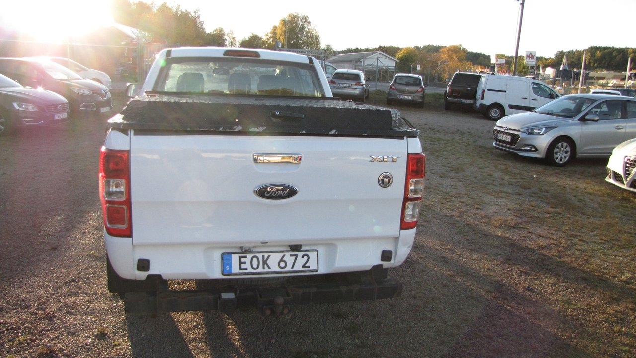 Ford Ranger 2.2 TDCi XLT 2015, bild 3/9
