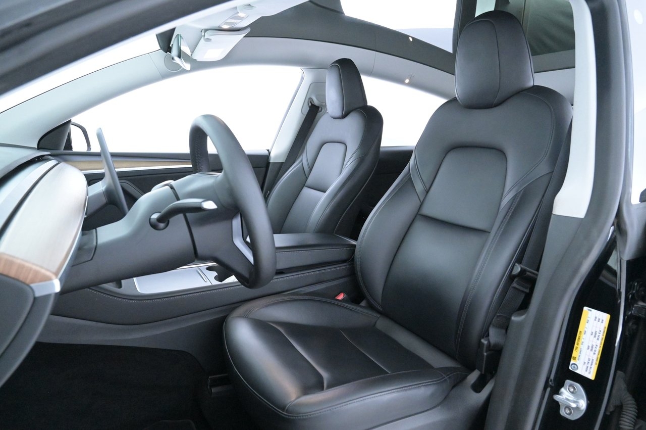 Tesla Model Y 2023, photo 9/10
