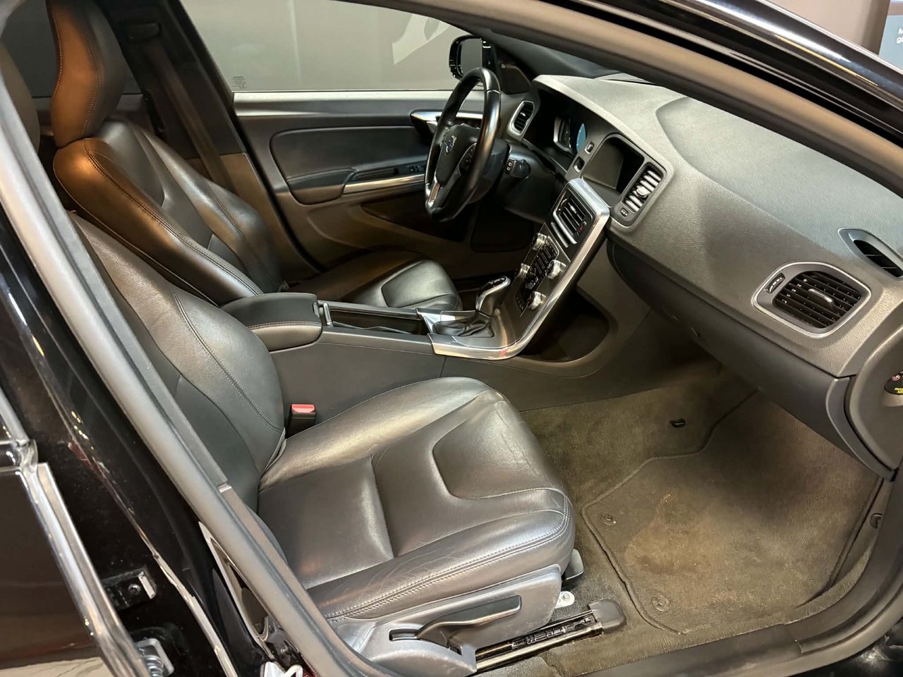 Volvo V60 Cross Country D3 2016, bild 10/10