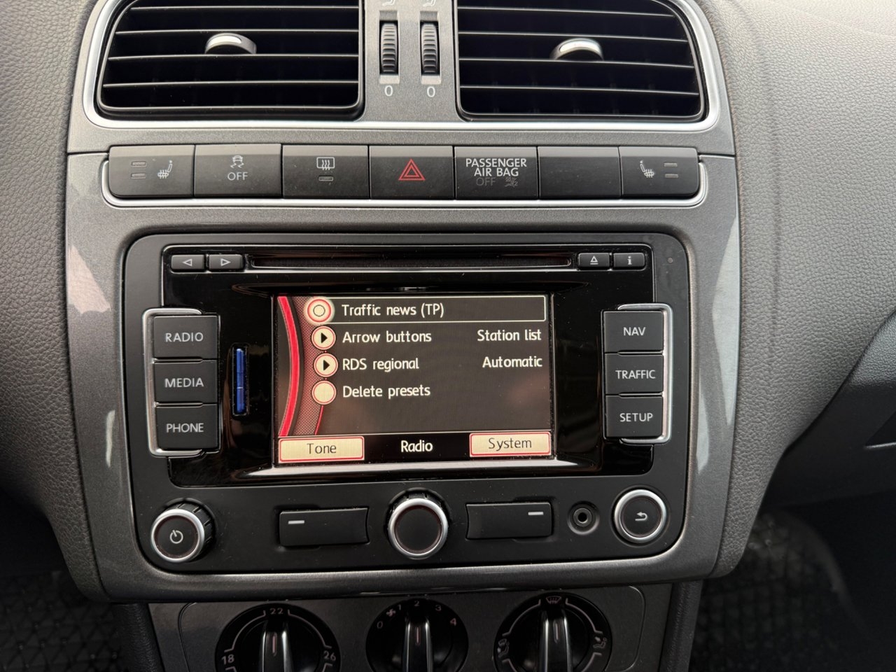 Volkswagen Polo 1.2 TSI GT 2010, photo 9/9