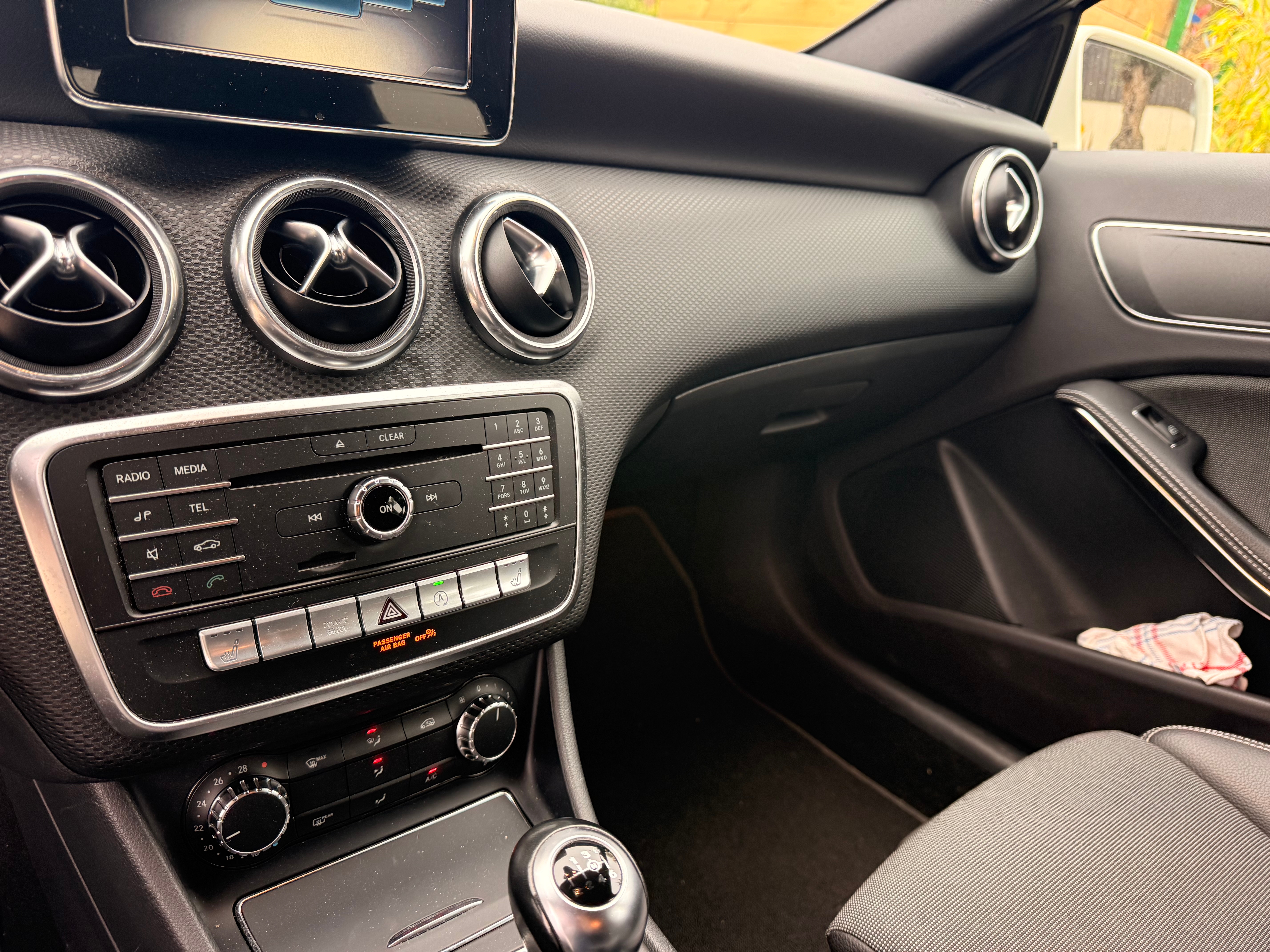 Mercedes-Benz A 180 2018, bild 7/10