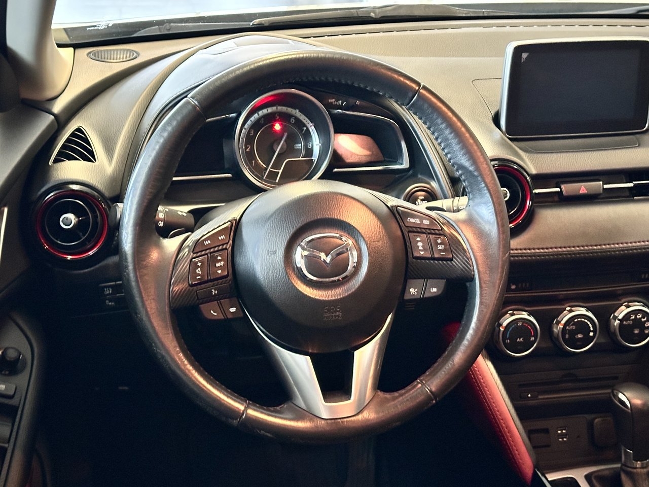 Mazda CX-3 2016, photo 9/10