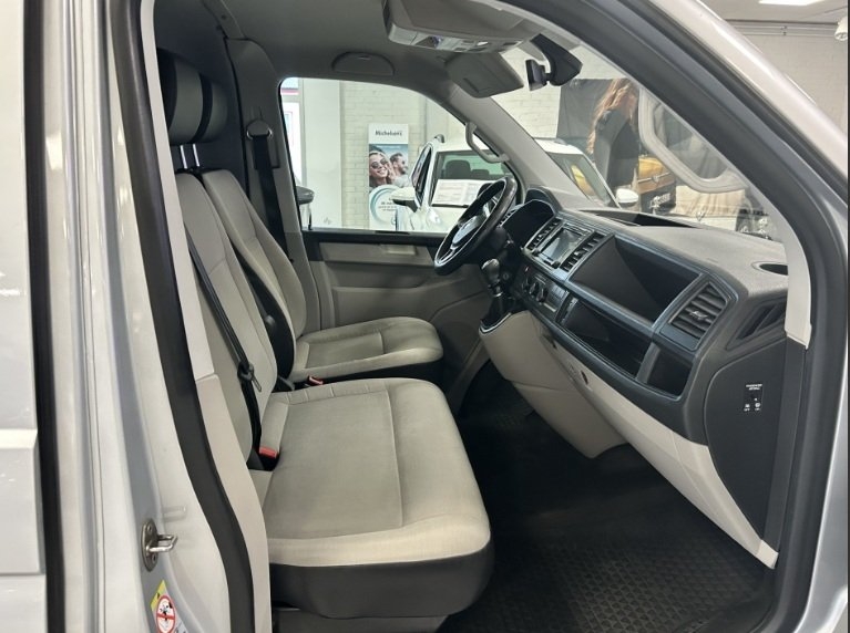 Volkswagen Transporter 2.0 TDI SCR 2018, bild 4/10