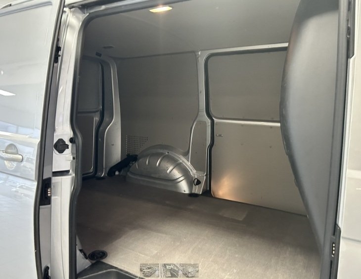 Volkswagen Transporter 2.0 TDI SCR 2018, bild 6/10