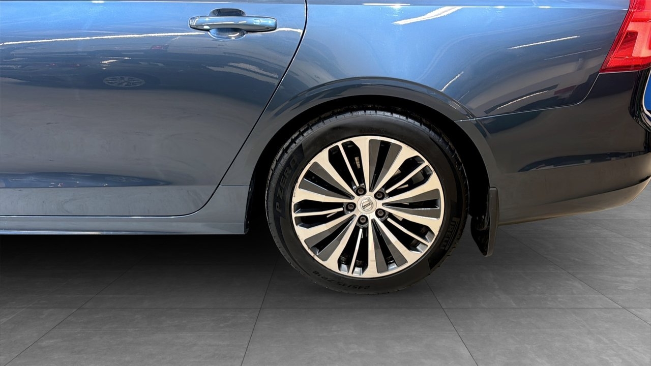 Volvo V90 D4 Momentum Advanced 2020, bild 6/10