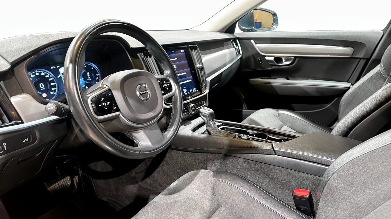 Volvo V90 D4 Momentum Advanced 2020, bild 7/10