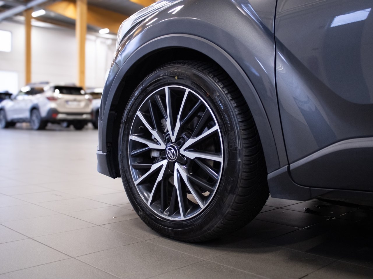 Toyota C-HR 1.8 Hybrid Executive 2018, bild 6/10