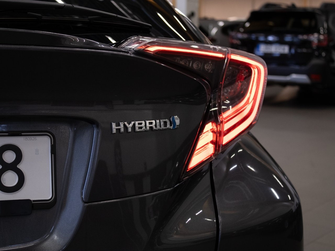 Toyota C-HR 1.8 Hybrid Executive 2018, bild 5/10