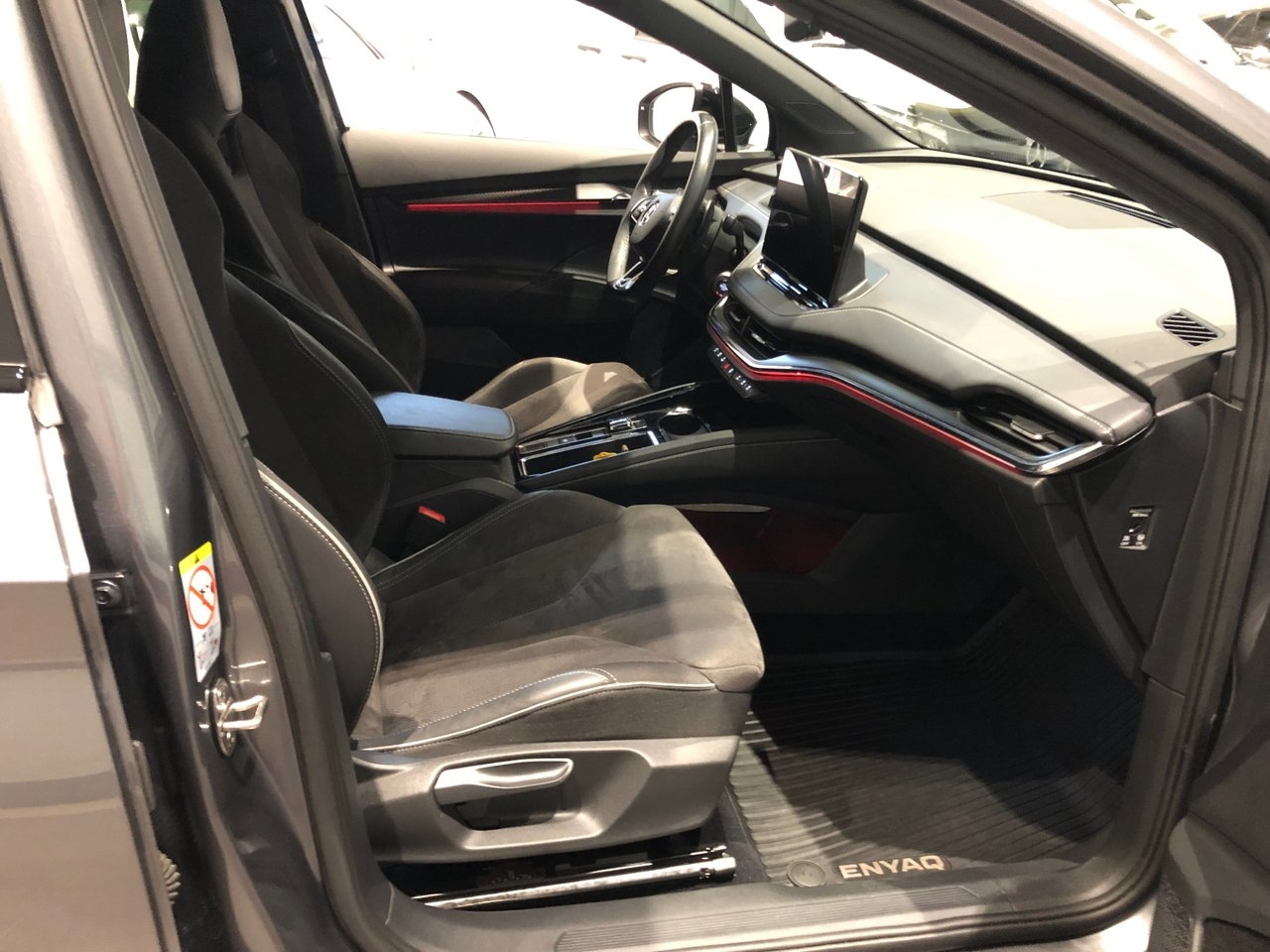 Skoda Enyaq 80 iV Sportline 2023, bild 5/10