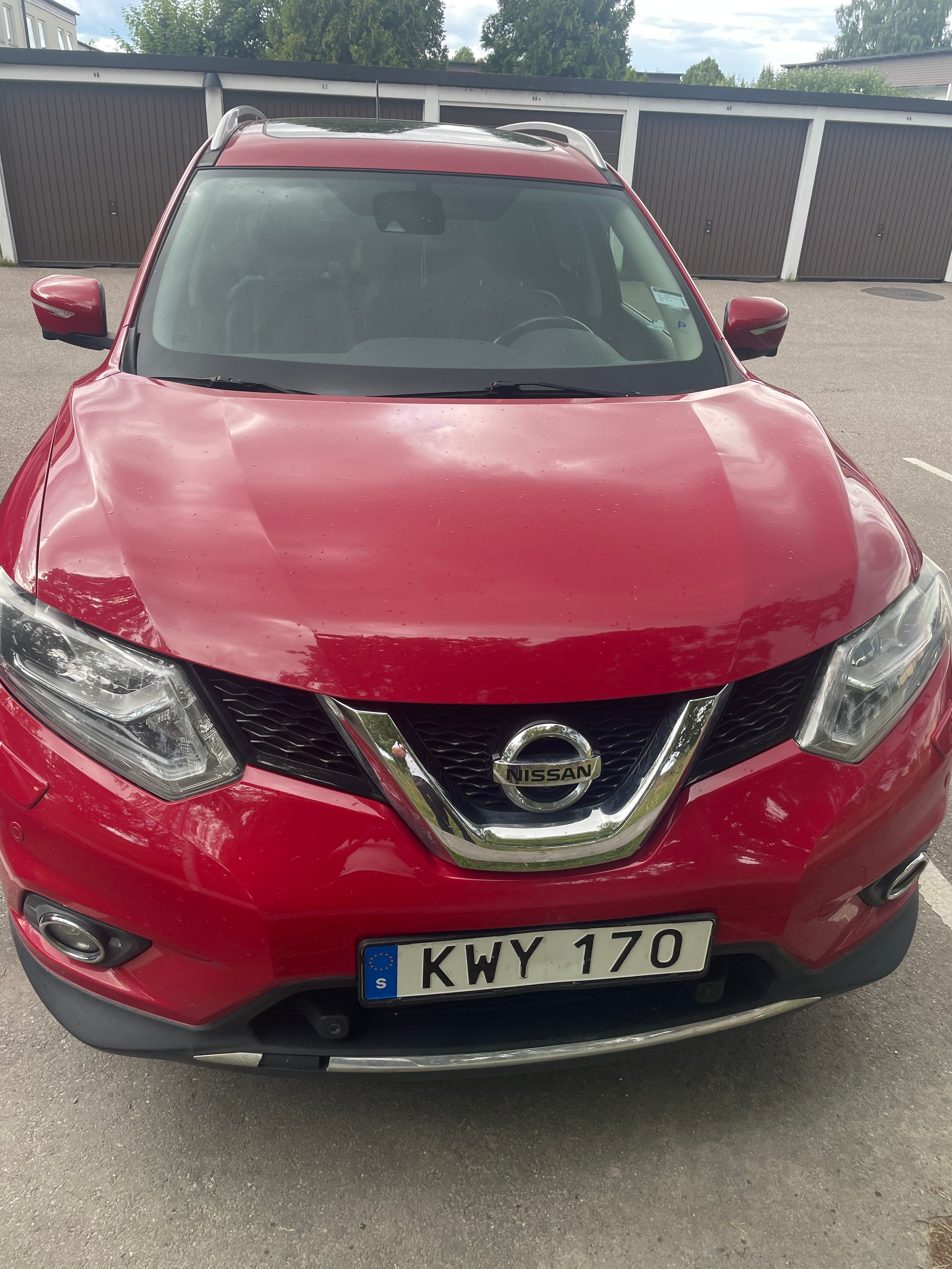 Nissan X-Trail 1.6 dCi 2016, bild 2/4
