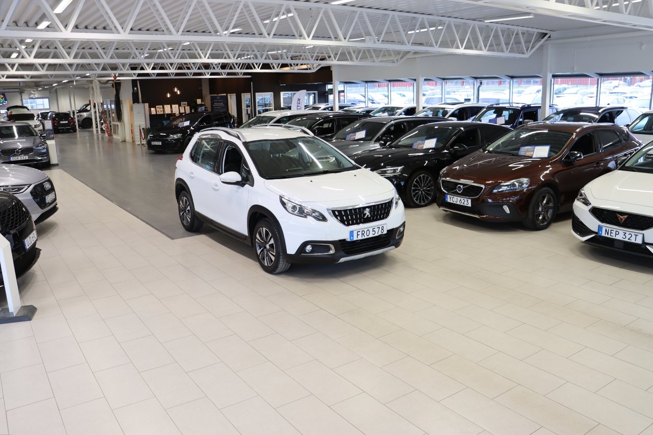 Peugeot 2008 1.2 PureTech 82 Allure 2017, bild 3/10