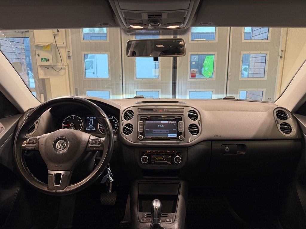Volkswagen Tiguan 2.0 TDI Track & Field 2012, bild 5/10