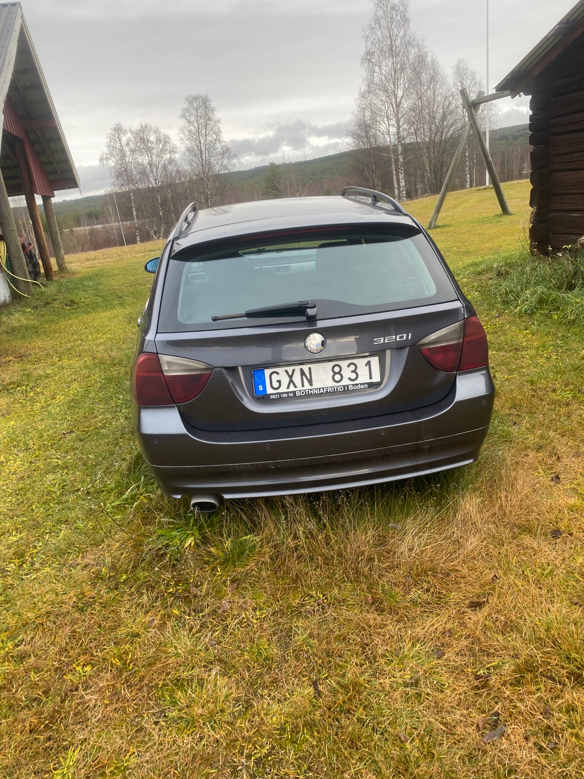 BMW 320i 2008, bild 3/6
