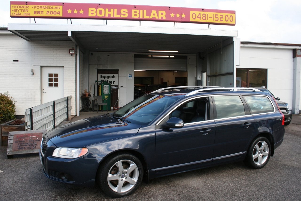 Volvo V70 2.4D Summum Business 2010, photo 9/10