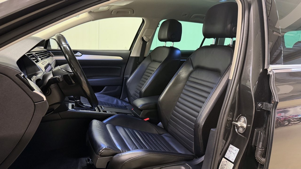 Volkswagen Passat 2.0 TDI SCR R-Line 2018, photo 7/10