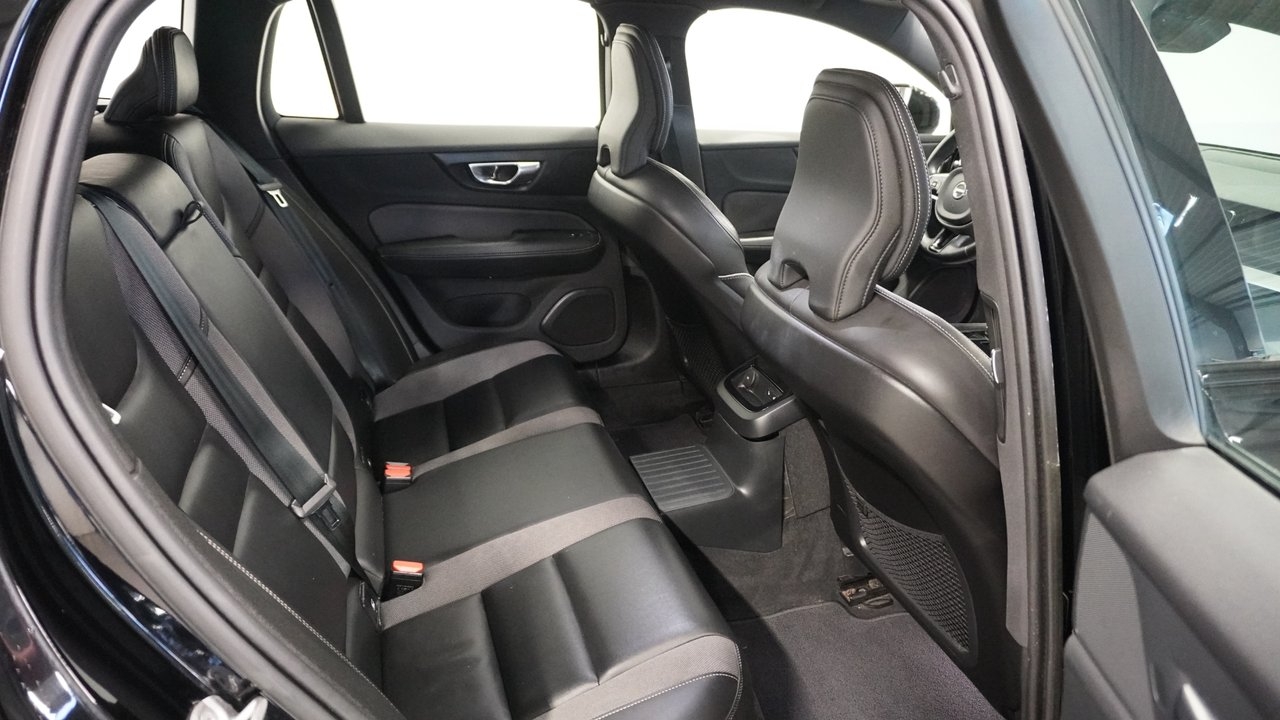 Volvo V60 T6 Plus Dark 2023, bild 10/10