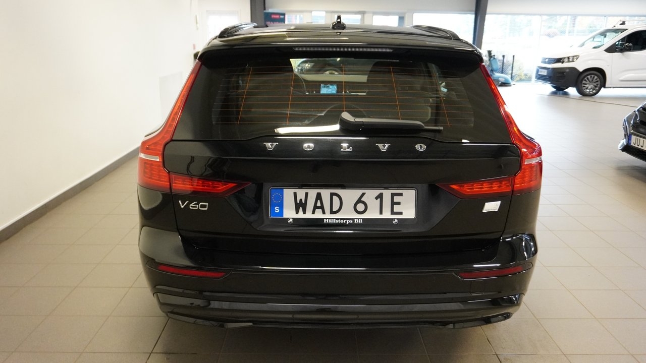 Volvo V60 T6 Plus Dark 2023, bild 4/10