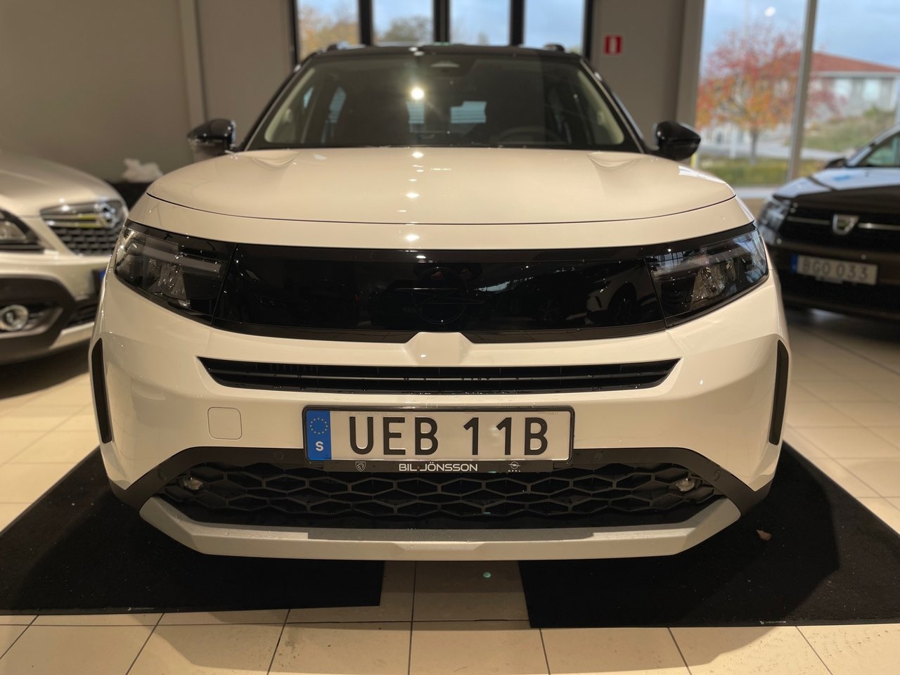 Opel Frontera 1.2 Turbo Hybrid 48V 2025, bild 2/10