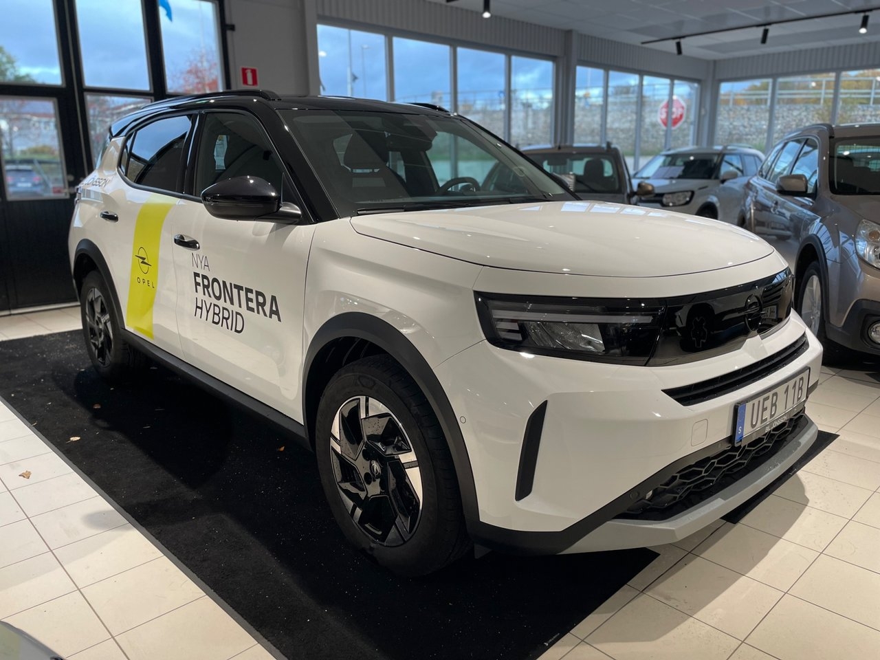 Opel Frontera 1.2 Turbo Hybrid 48V 2025, bild 3/10