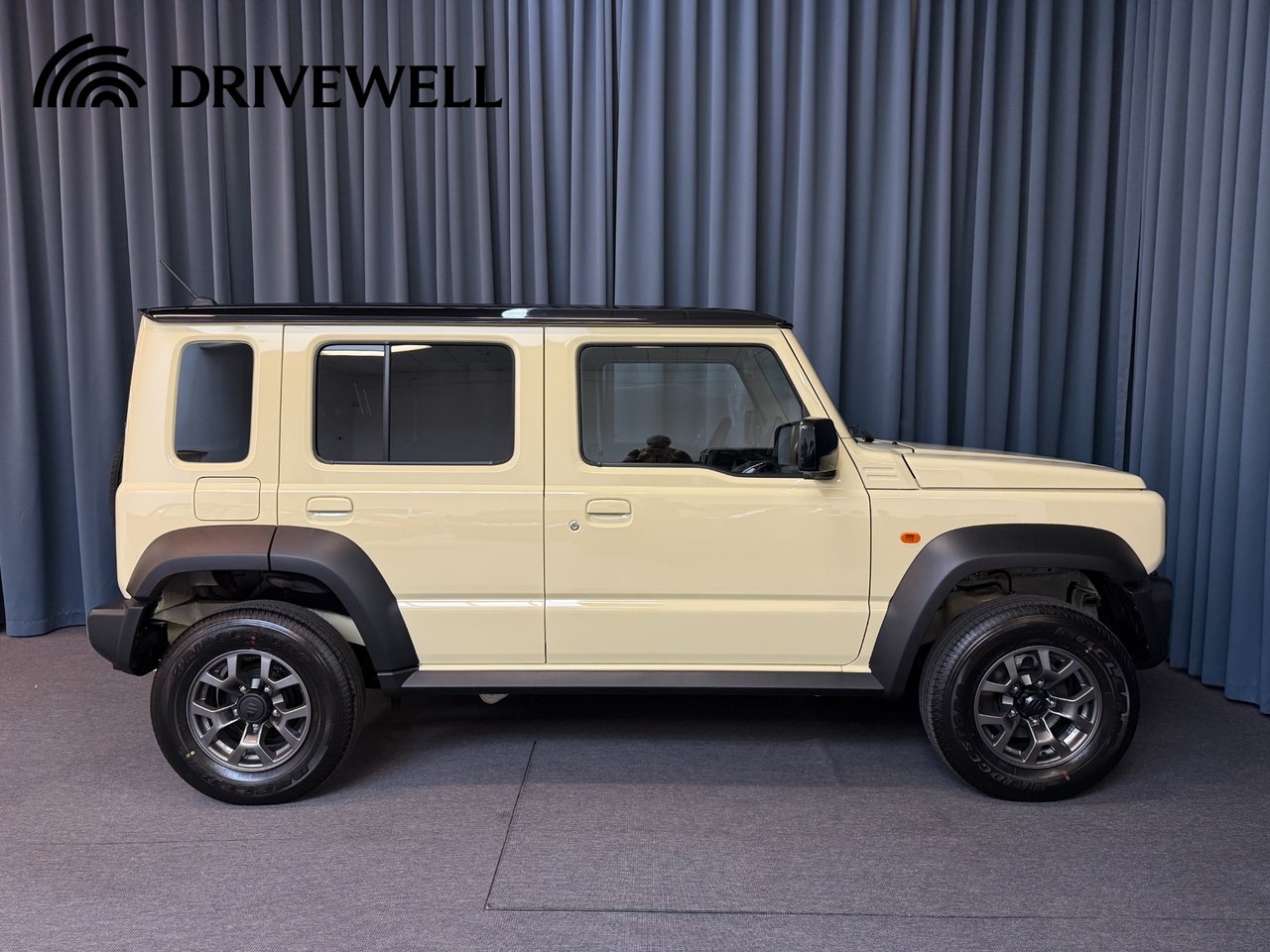 Suzuki Jimny 2026, bild 4/10