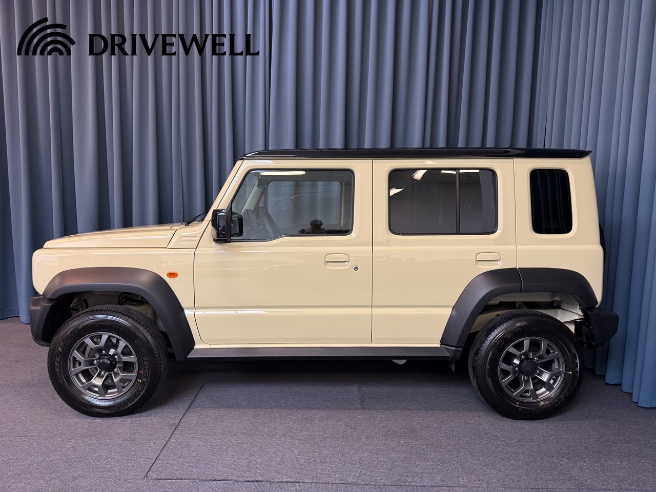 Suzuki Jimny 2026, bild 2/10