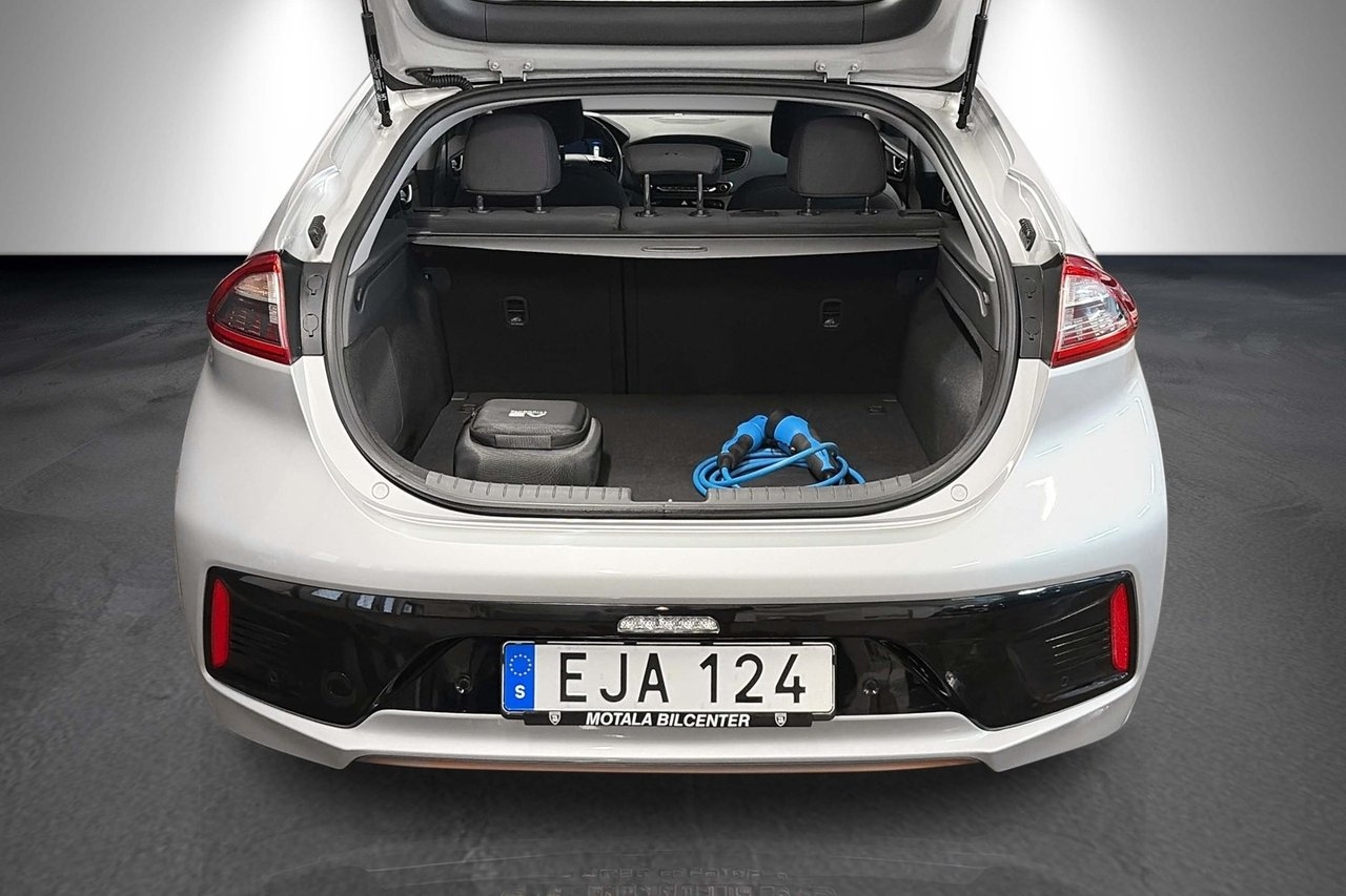 Hyundai IONIQ Electric 28 kWh Premium 2018, photo 9/10