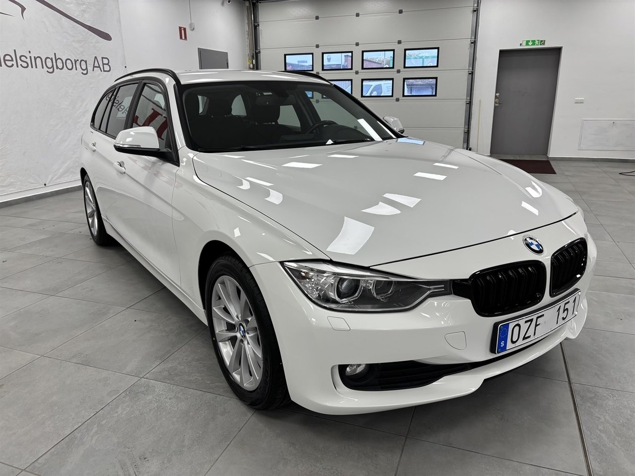 BMW 320d 2013, bild 2/10