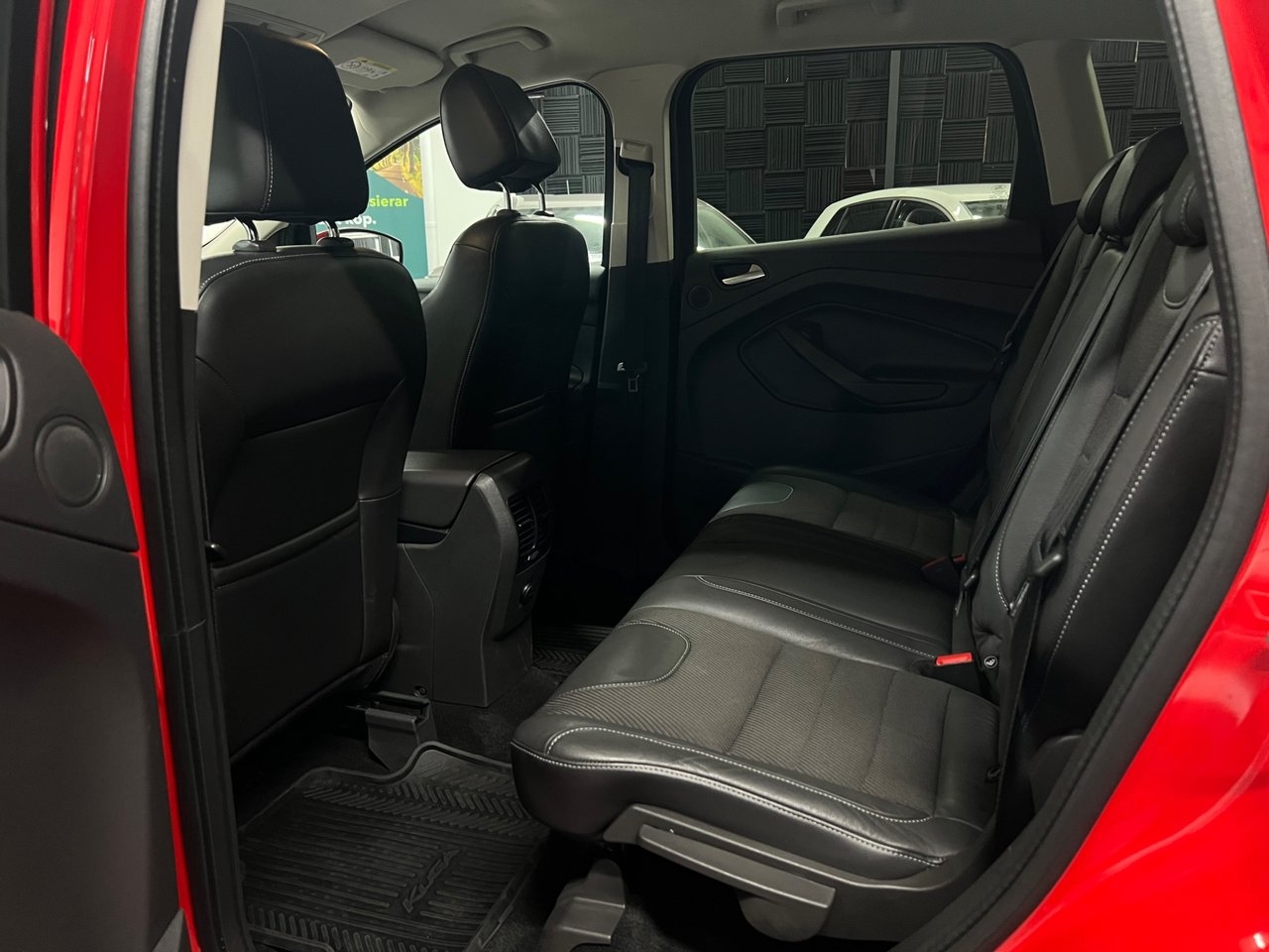 Ford Kuga 2.0 TDCi 2014, photo 10/10