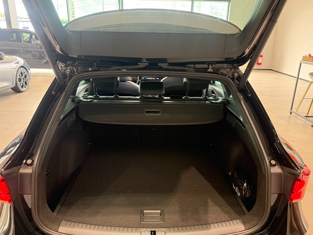 Cupra Leon 1.5 eTSI 2026, bild 7/10