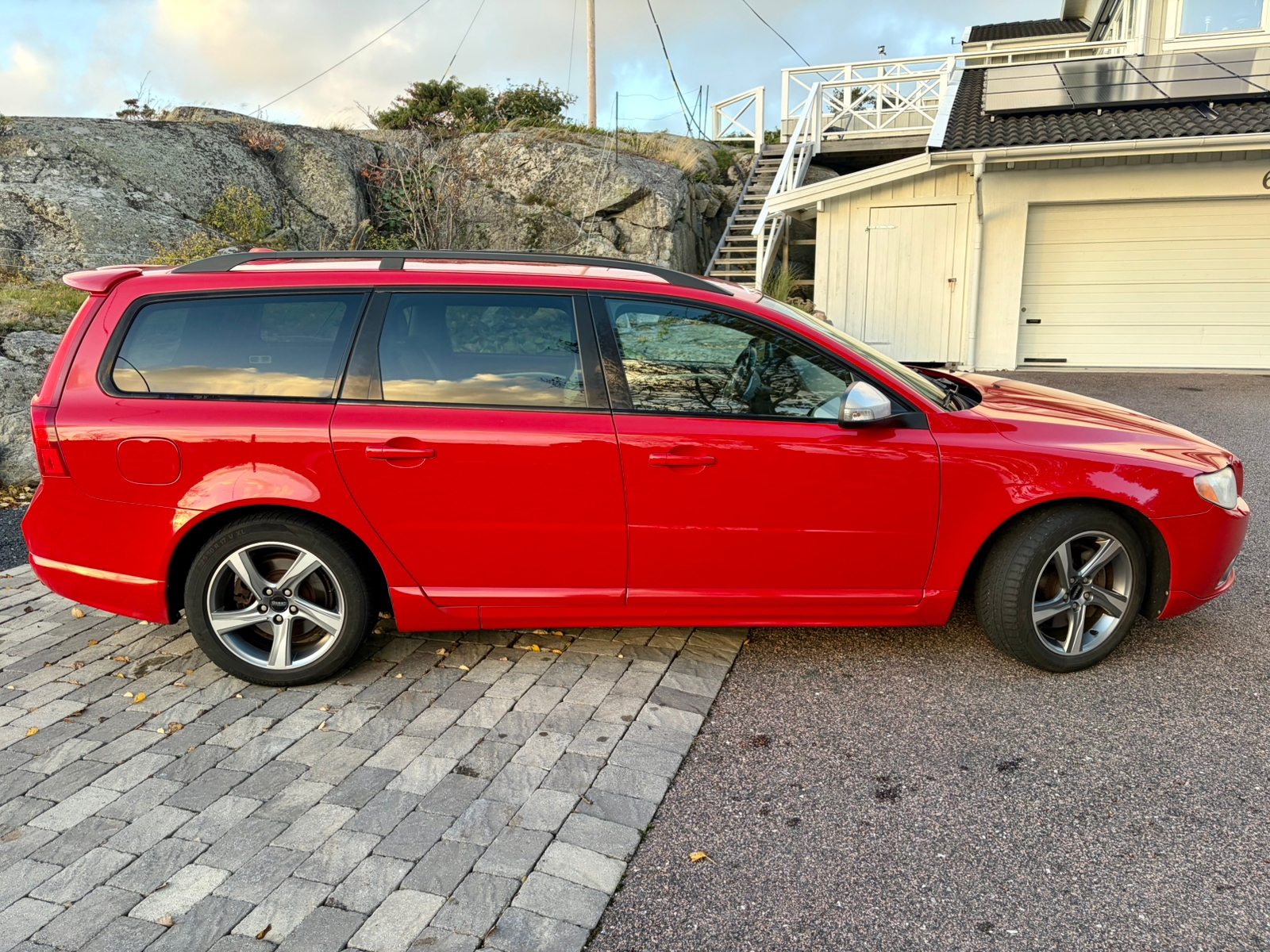 Volvo V70 2.5FT R Design 2011, bild 2/10
