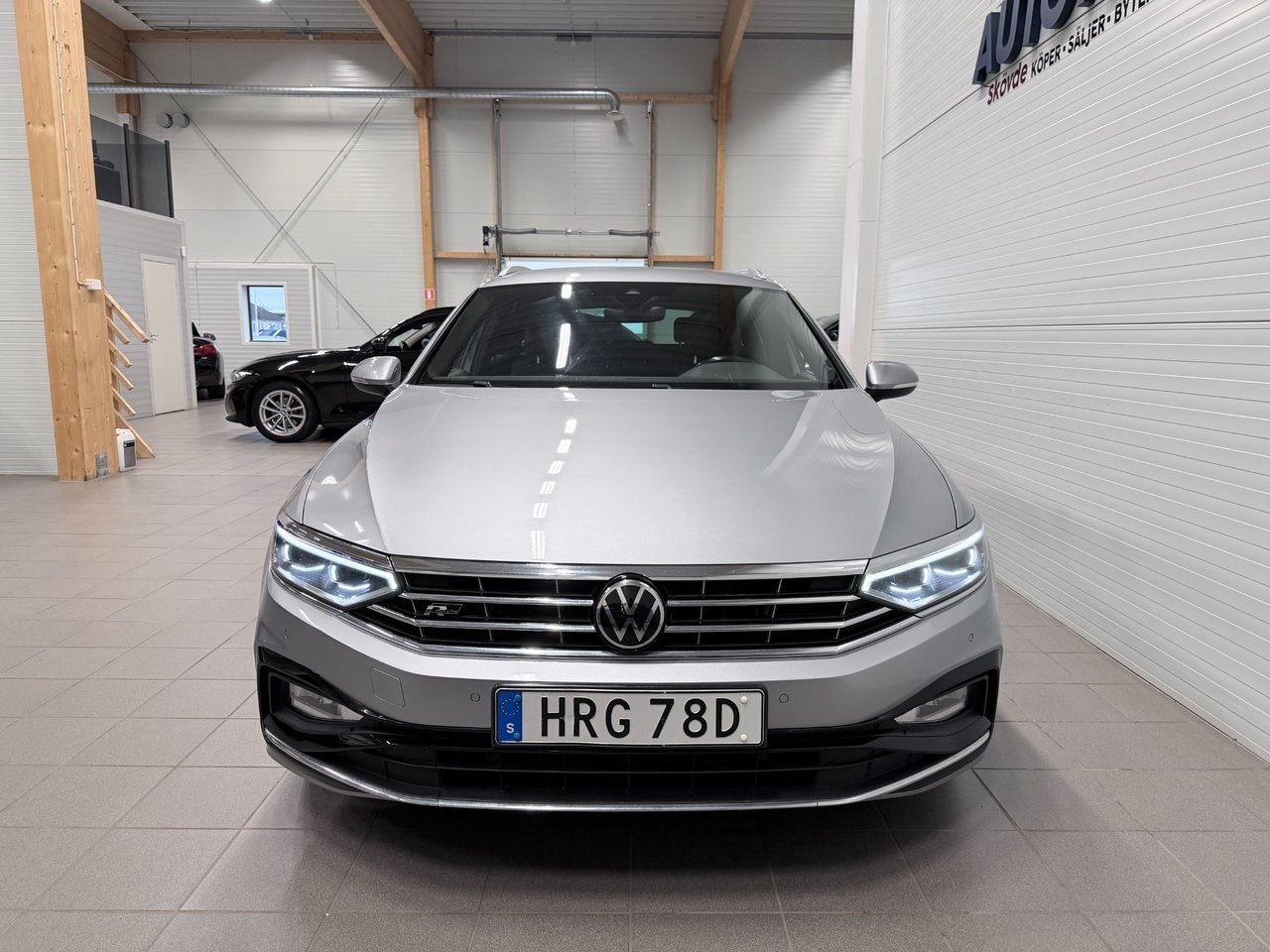 Volkswagen Passat 2.0 TDI SCR R-Line 2022, bild 3/10
