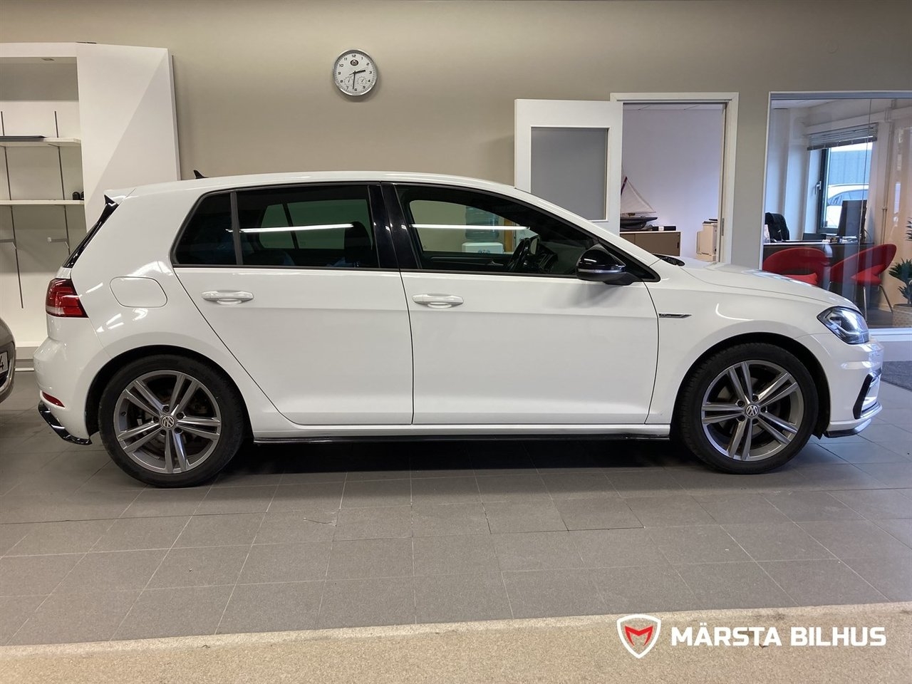 Volkswagen Golf 1.5 TSI R-Line 2019, kuva 5/10