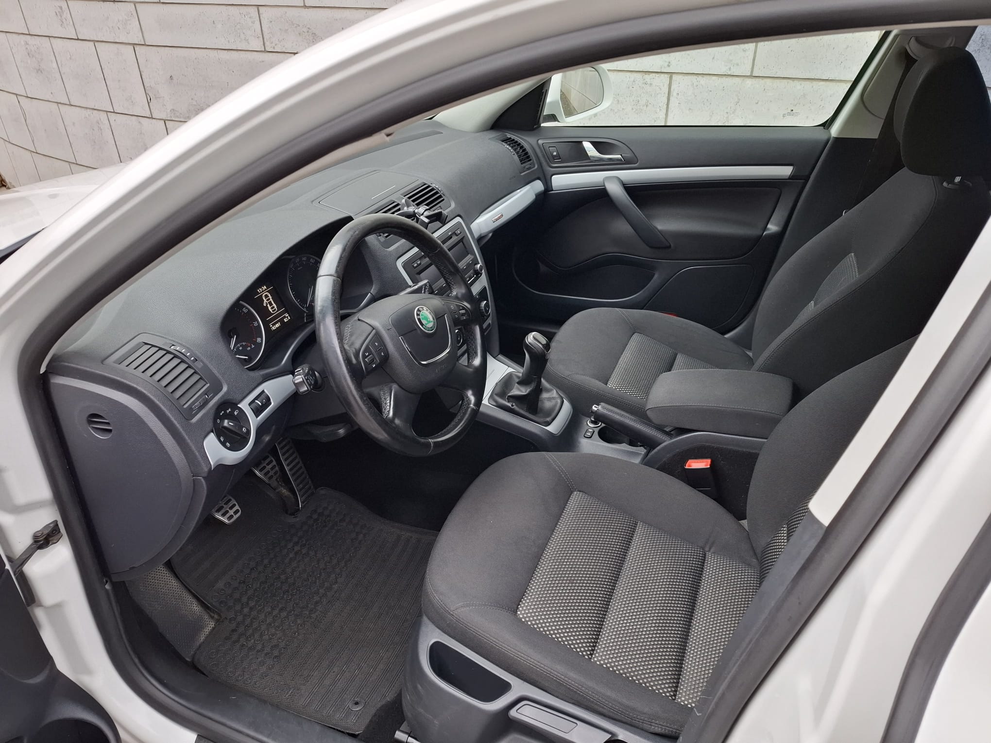 Skoda Octavia Scout 1.8 TFSI 2012, bild 6/7