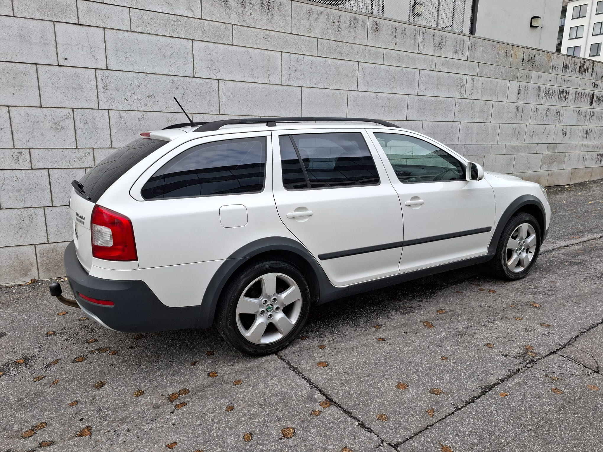 Skoda Octavia Scout 1.8 TFSI 2012, bild 3/7