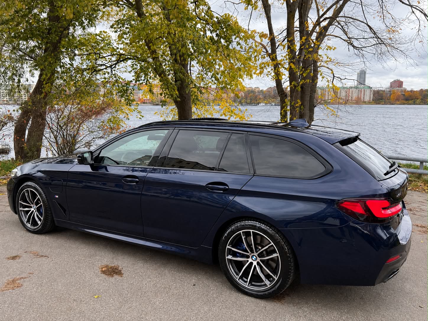 BMW 530e M Sport 2021, bild 3/9