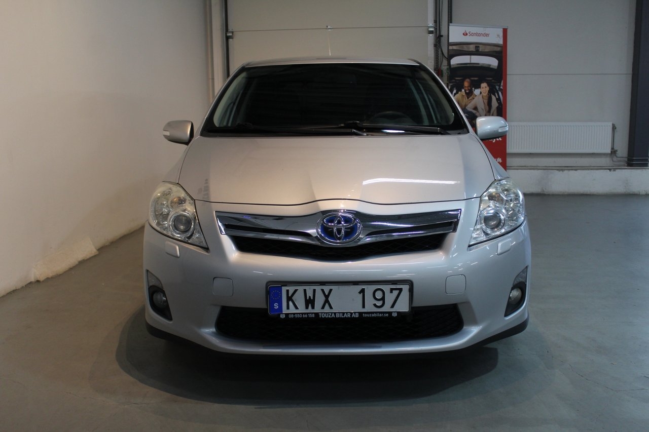 Toyota Auris 1.8 Hybrid Comfort 2010, bild 3/10