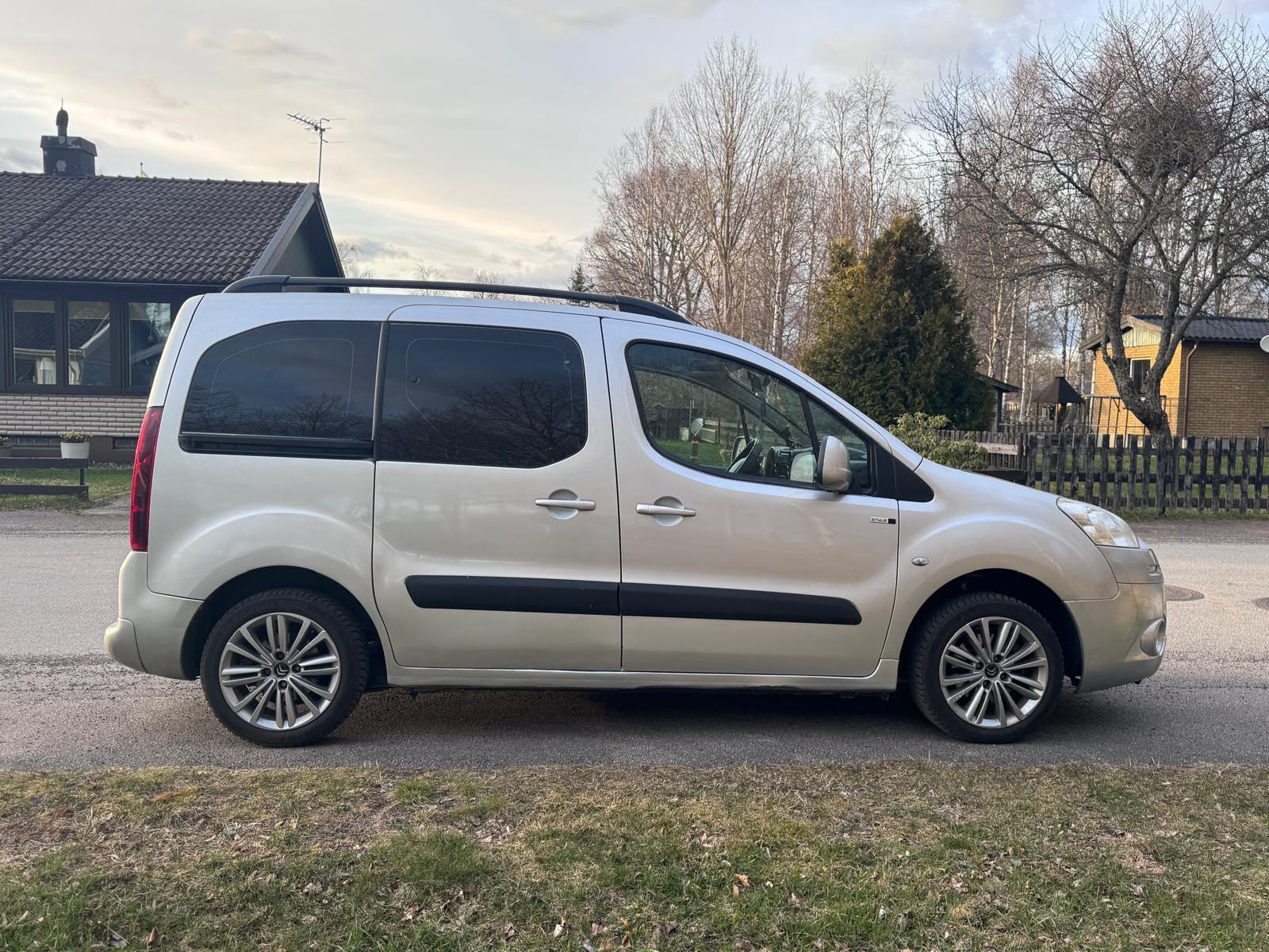 Peugeot Partner 2013, kuva 7/8