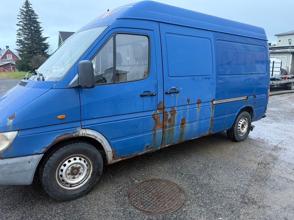 Mercedes-Benz Sprinter 2001, bild 2/6