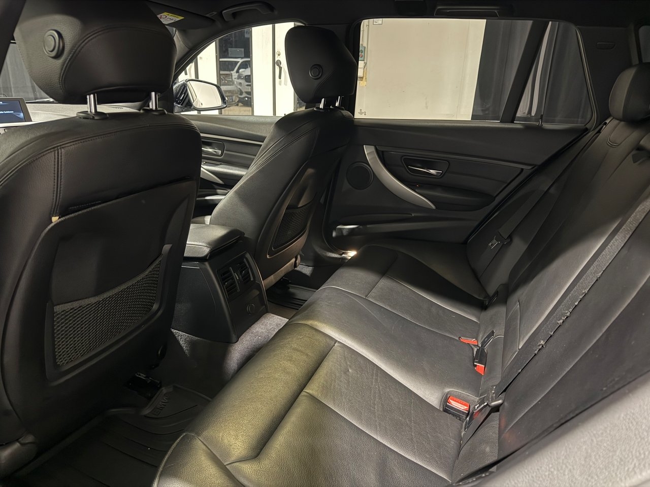BMW 330d M Sport 2015, bild 7/10