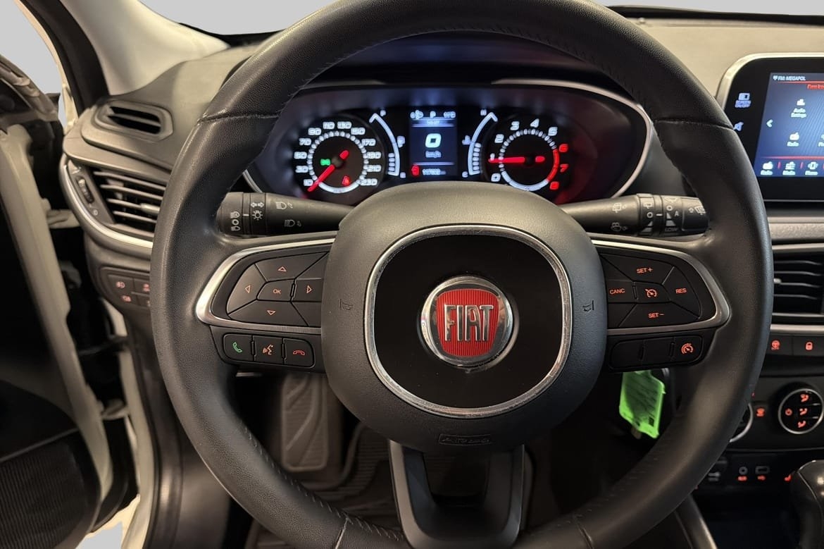 Fiat Tipo 1.6 E-torQ Lounge 2017, bild 9/10