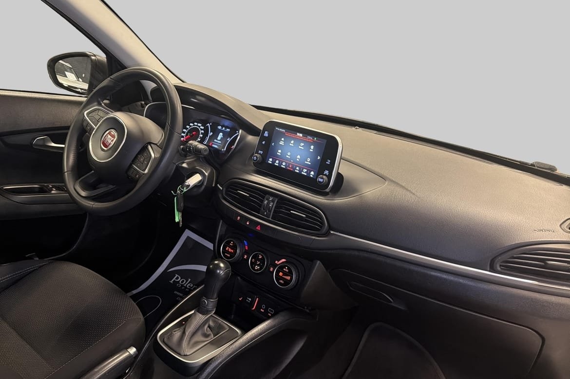 Fiat Tipo 1.6 E-torQ Lounge 2017, bild 4/10