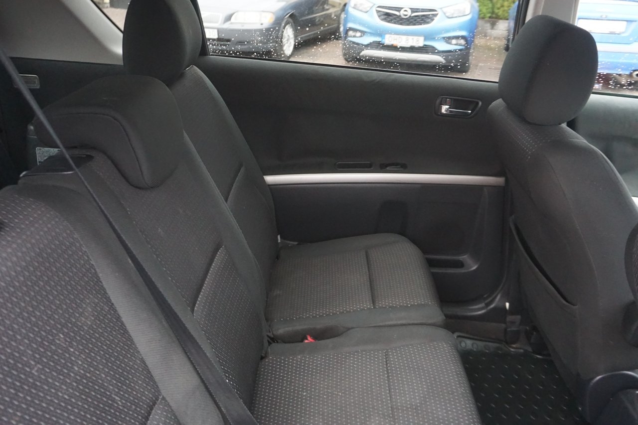 Toyota Corolla Verso 2009, bild 6/7