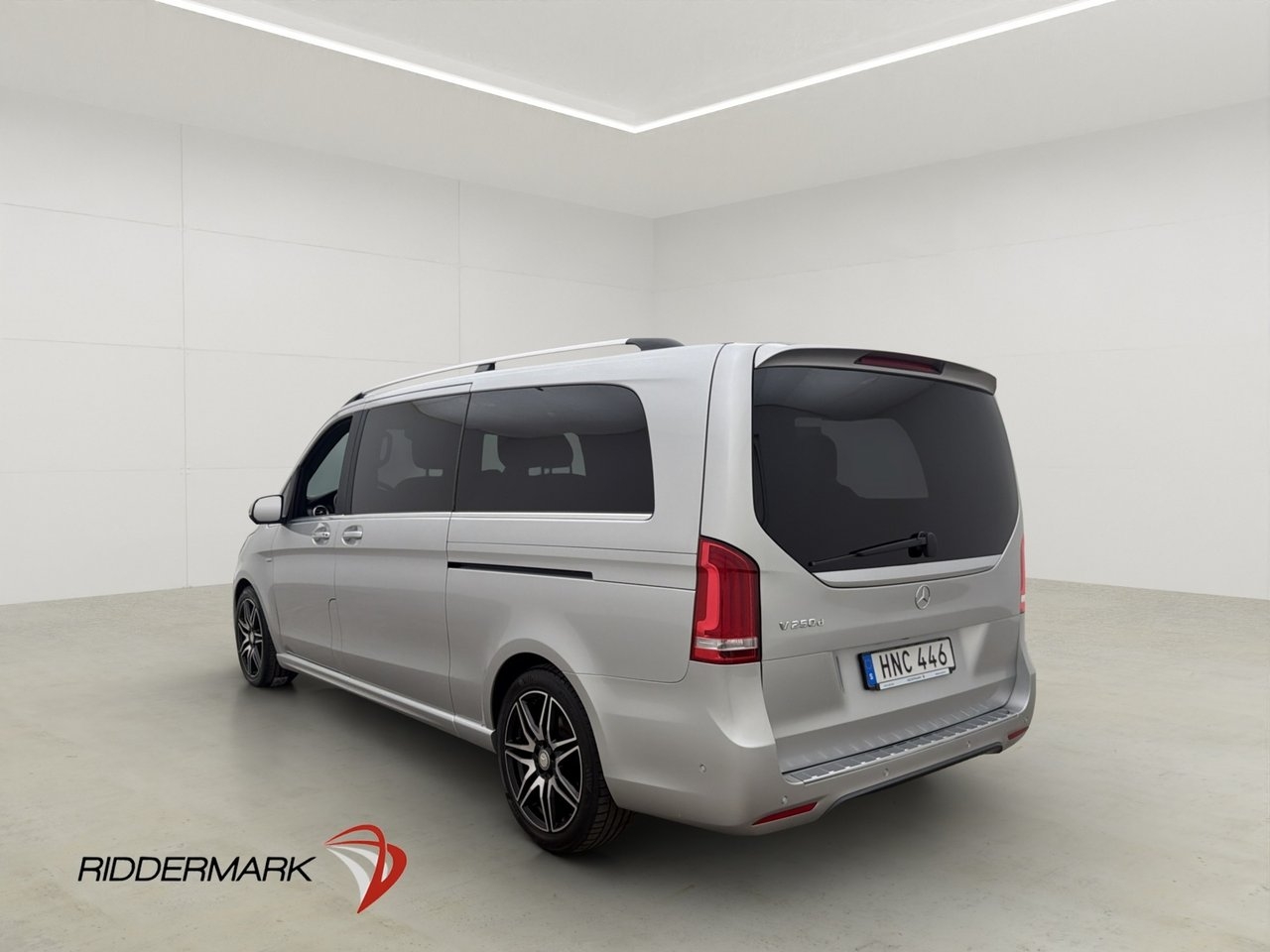 Mercedes-Benz V 250 d AMG 2016, bild 7/10