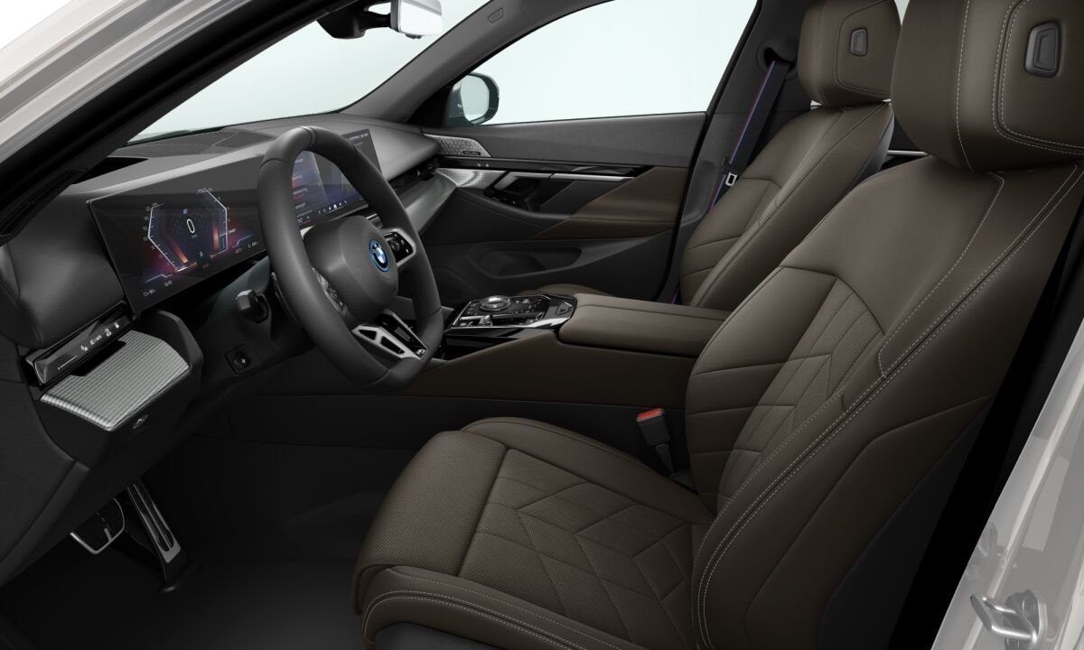 BMW i5 40 M Sport 2027, bild 3/3