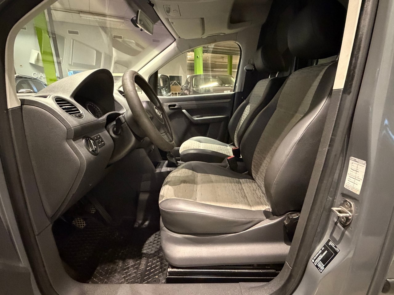 Volkswagen Caddy 1.6 TDI 2011, bild 7/9