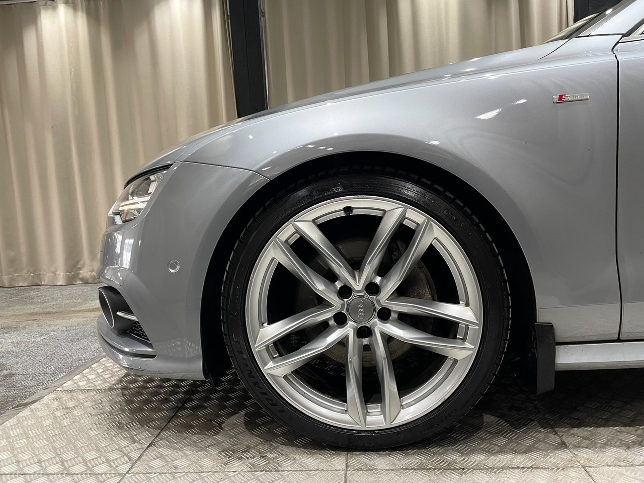 Audi A7 3.0 TDI 2017, bild 4/10