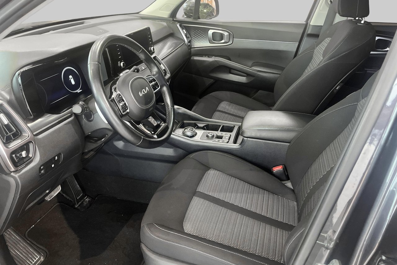 Kia Sorento 1.6 T-GDI Plug-in-Hybrid 2023, bild 6/10