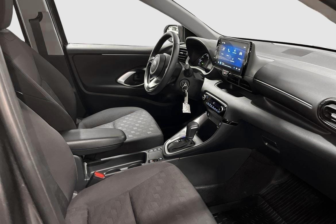 Toyota Yaris 1.5 Hybrid 116 Active 2026, bild 7/10