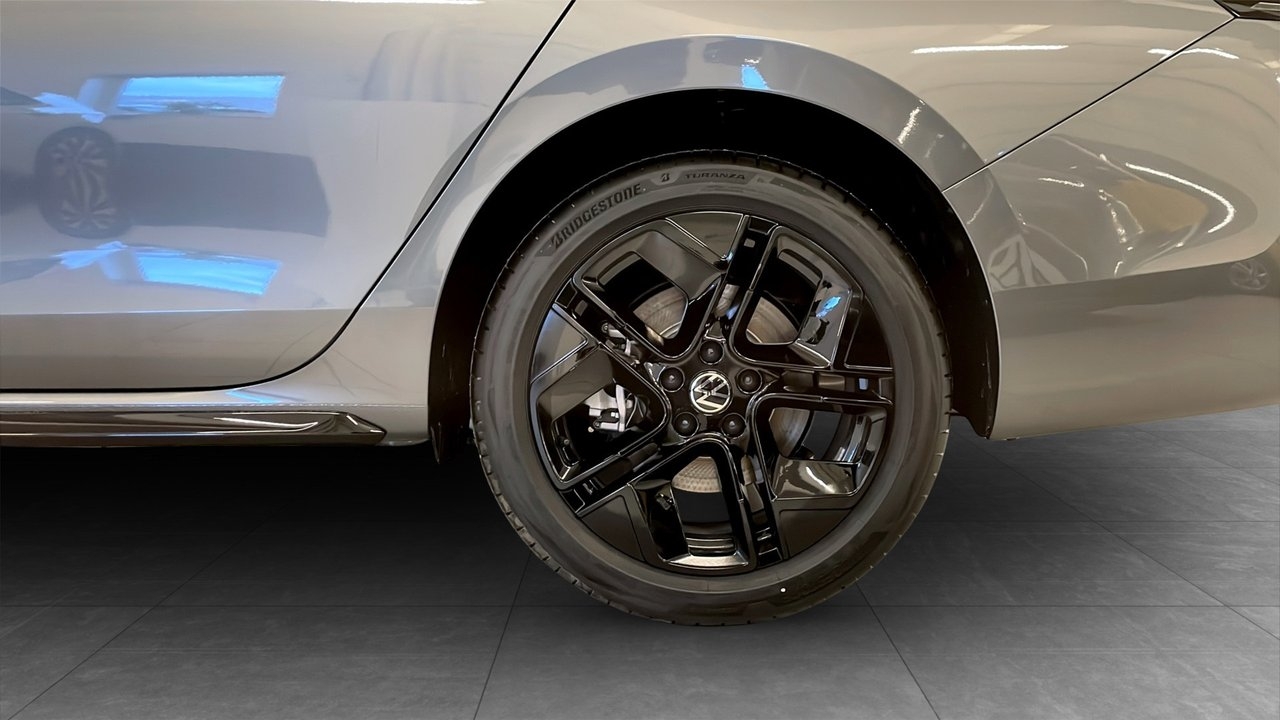 Volkswagen Passat R-Line Style 2027, kuva 6/10