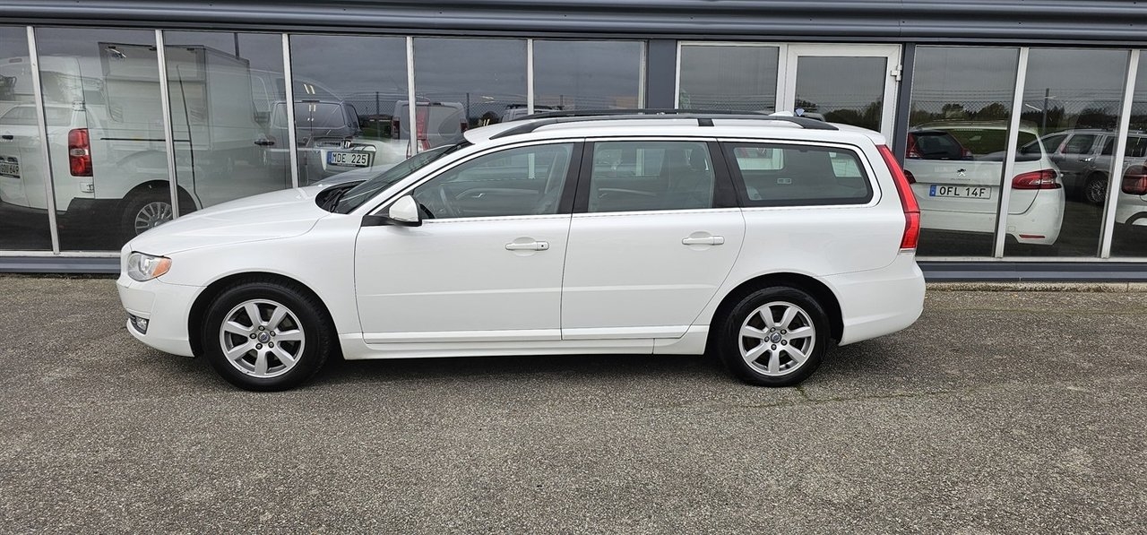 Volvo V70 D4 Momentum 2014, bild 2/10